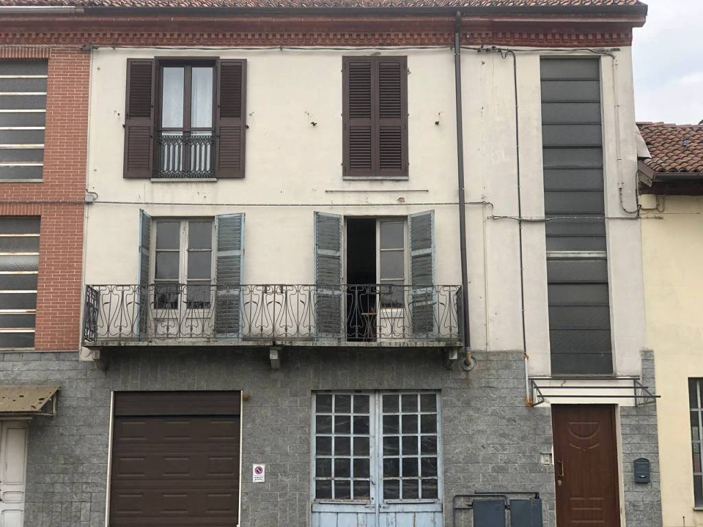 Appartamento in vendita ad Asti frazione Quarto Inferiore, 2