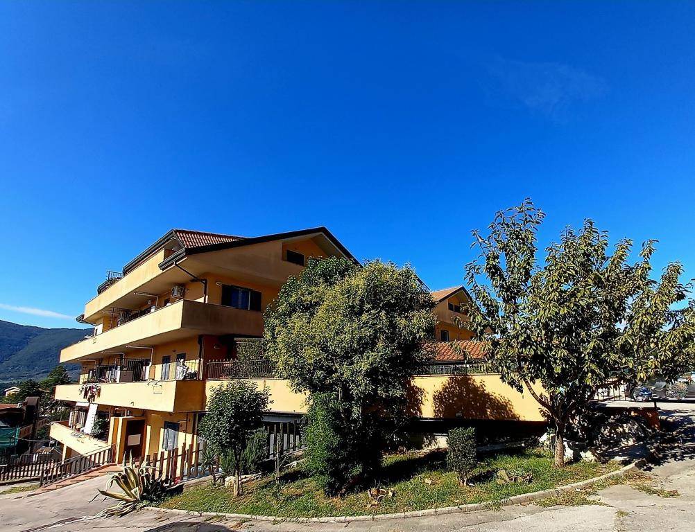 Appartamento in vendita a Ceccano via Peschieta