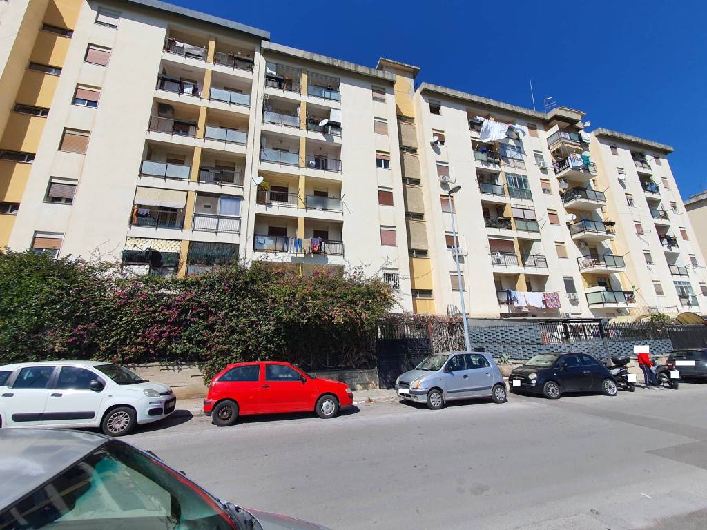 Appartamento in vendita a Palermo via Vincenzo Barone, 6