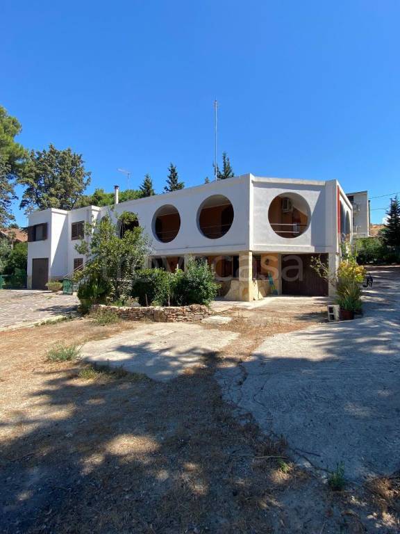 Villa in vendita a Quartu Sant'Elena via Giuseppe Garibaldi