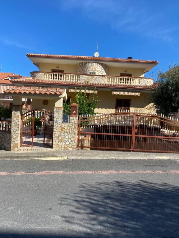 Villa in vendita a Longobardi acquavona