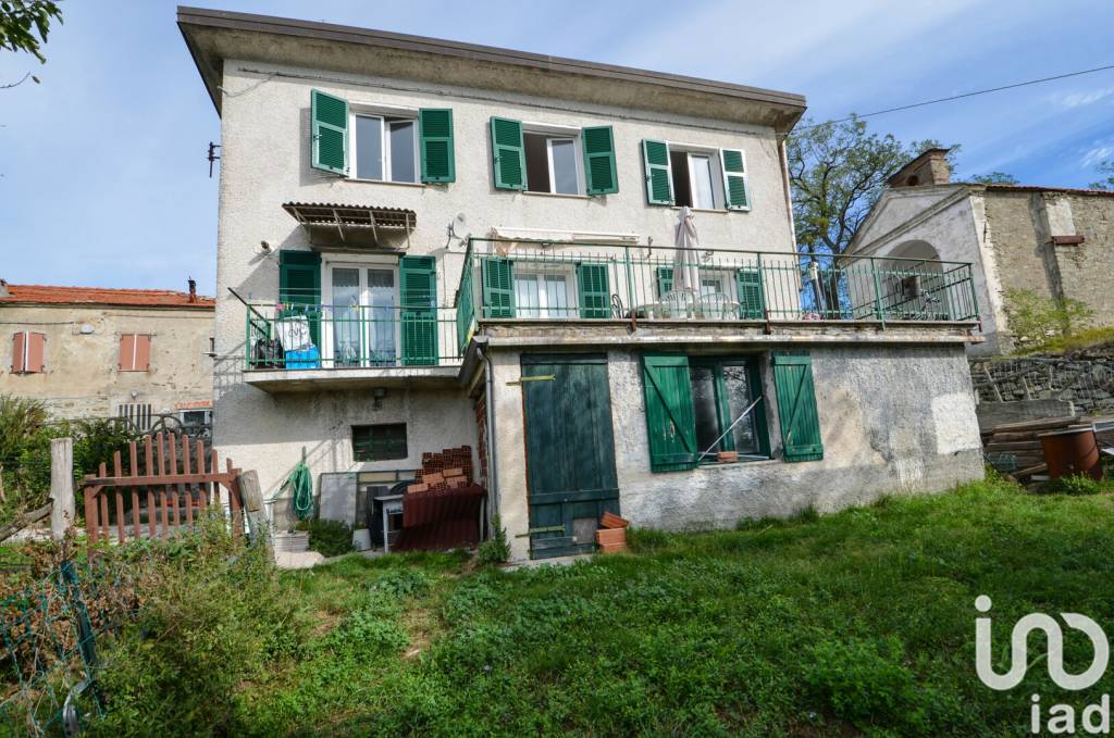 Casa Indipendente in vendita a Dego località  Noceto