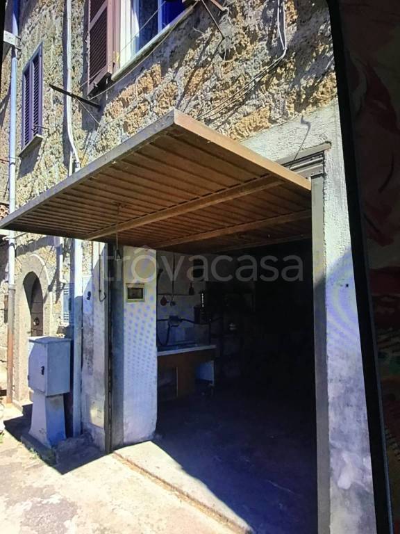 Appartamento in in vendita da privato a Vetralla via Cassia, 31