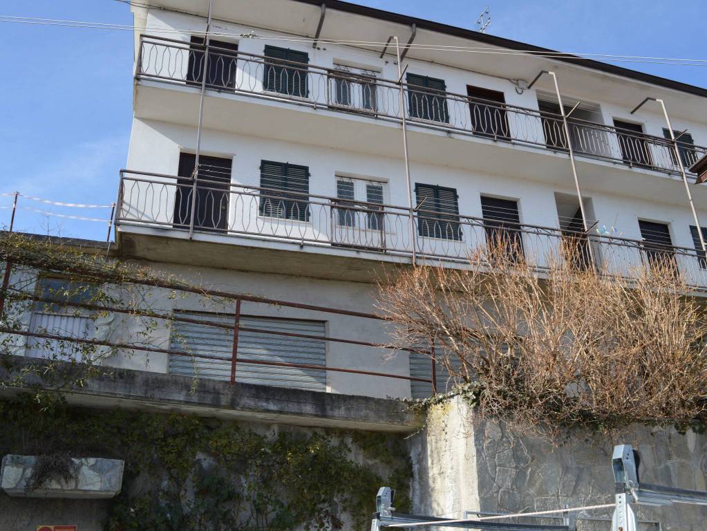 Casa Indipendente in vendita a Roburent via Serra, 34