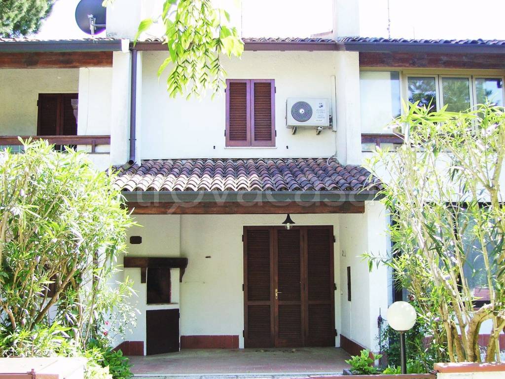 Villa a Schiera in vendita a Comacchio viale dei Lecci