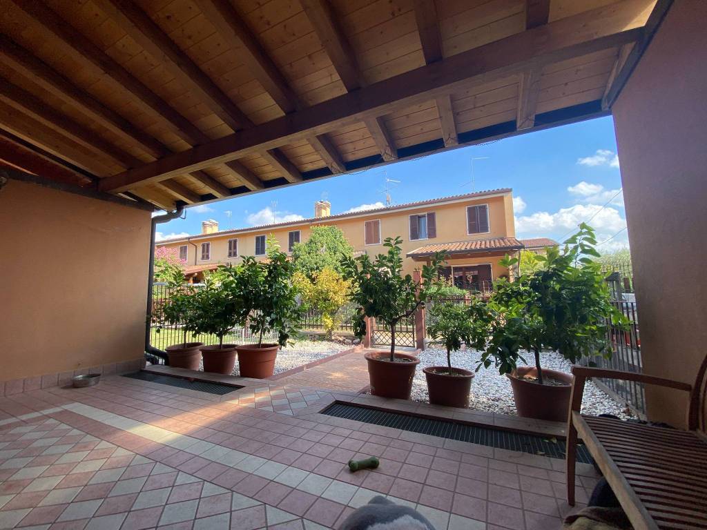 Villa a Schiera in vendita a Lazise via Risorgimento, 22