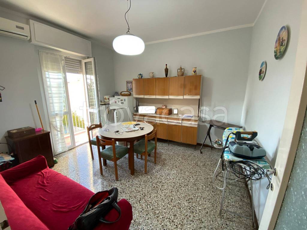 Appartamento in vendita ad Asti via Serafino Grassi
