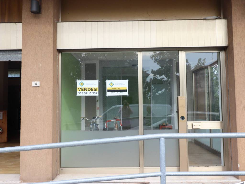 Negozio in vendita a Pordenone via Vallenoncello, 14/c