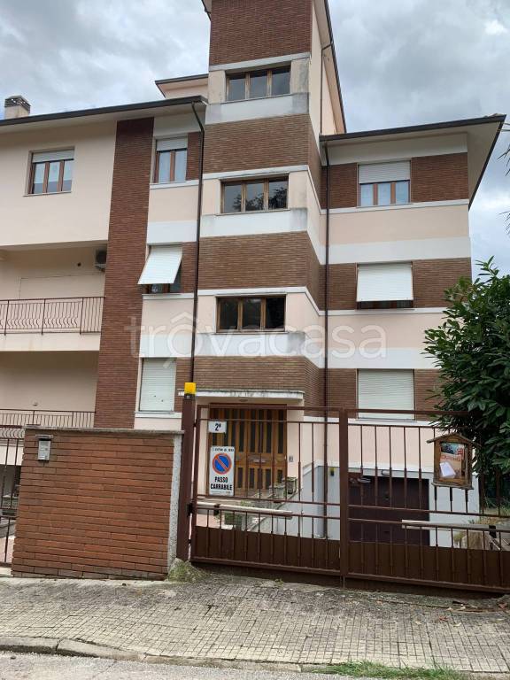Appartamento in in vendita da privato a Jesi via Nicola di Mastro Antonio, 2
