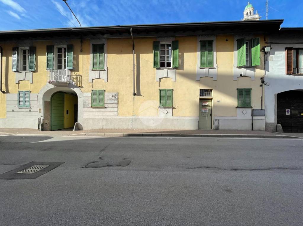Ufficio in vendita a Magenta via Santa Crescenzia, 48