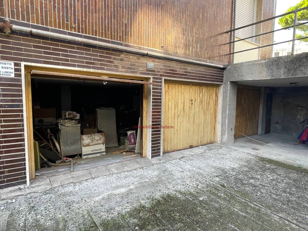 Garage in vendita a Varazze via Michelangelo Corosu, 1