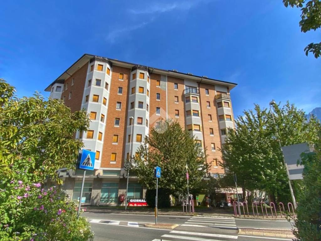 Appartamento in vendita ad Aosta corso Saint Martin de Corleans, 105