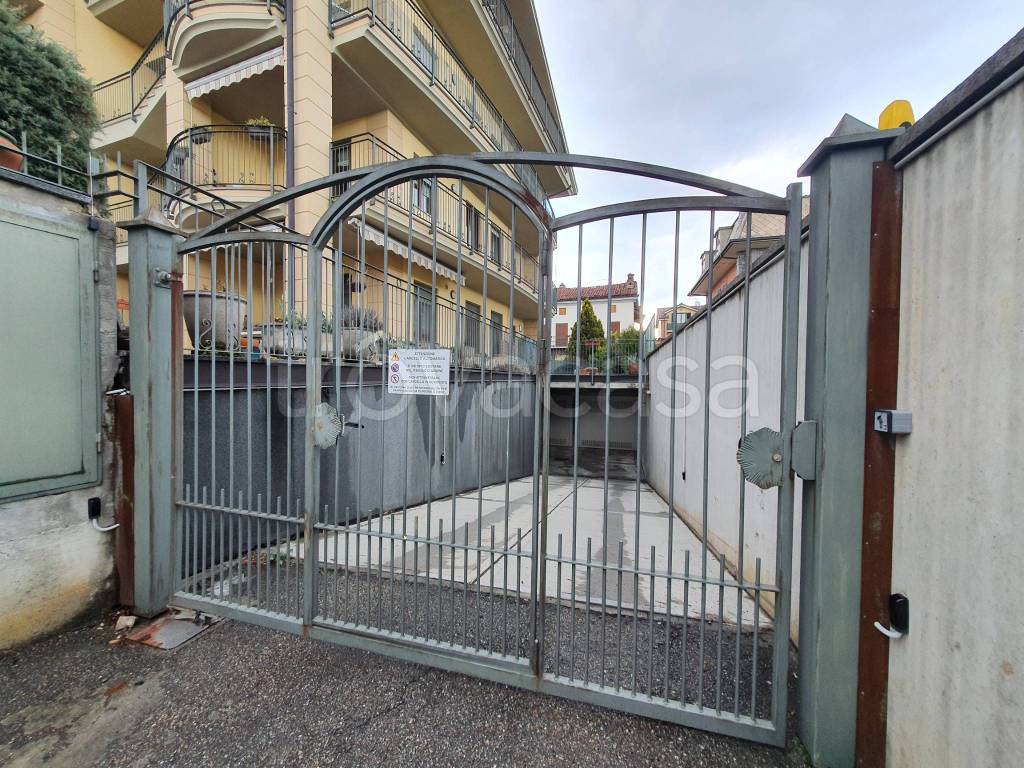 Garage in vendita a Riva presso Chieri via Circonvallazione, 32