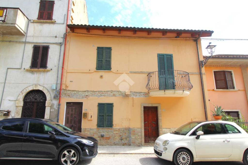 Casa Indipendente in vendita a Castel di Lama casa Indipendente Via Roma, 174