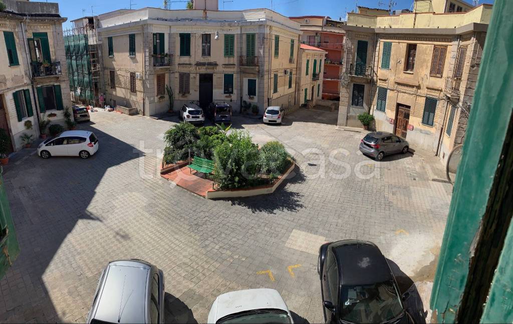 Appartamento in in vendita da privato a Reggio di Calabria via Fiume, 34