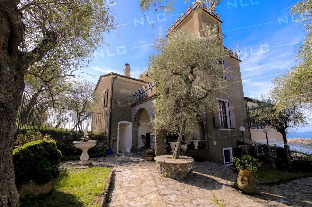 Appartamento in vendita a Lavagna salita San Rocco