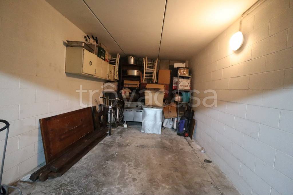 Garage in vendita a San Giovanni Valdarno via Mannozzi