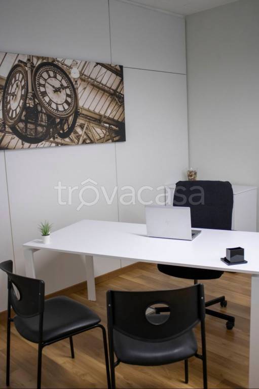 Ufficio in in affitto da privato a Vigevano via Manara Negrone, 40