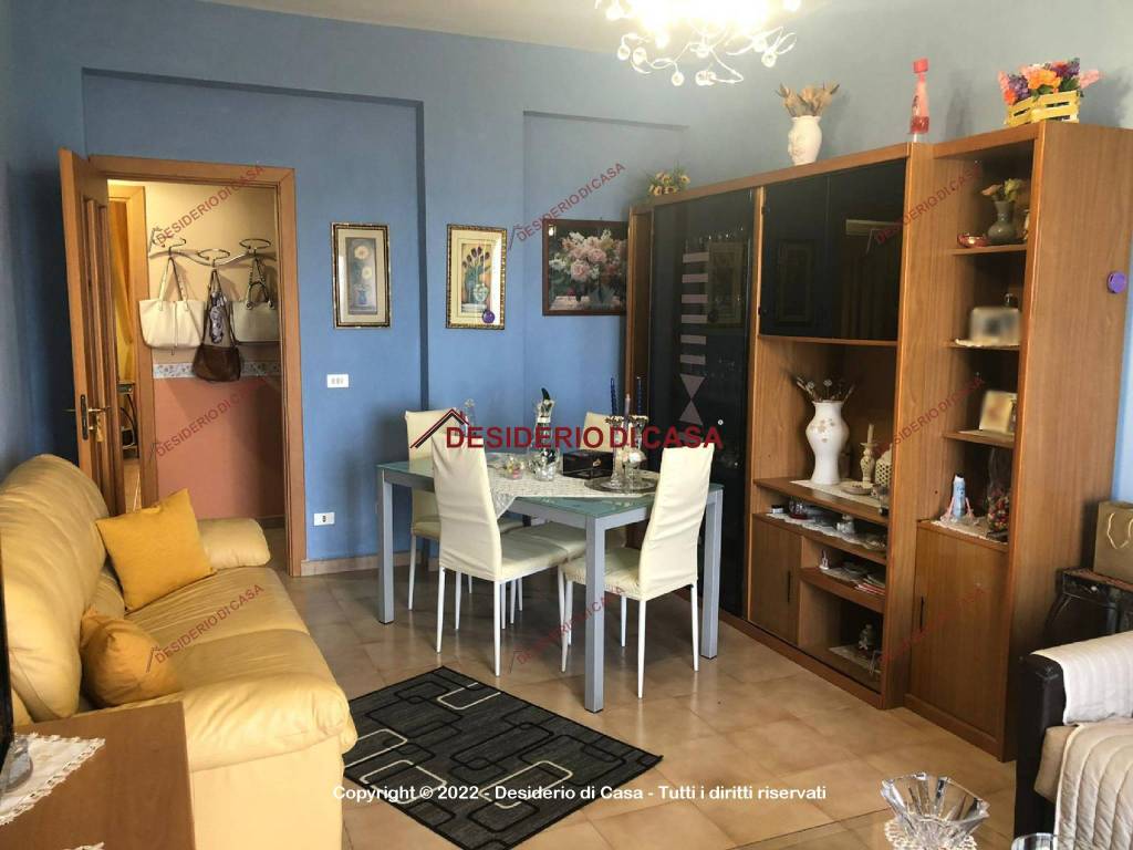 Appartamento in vendita a Pollina viale Nebrodi, 45