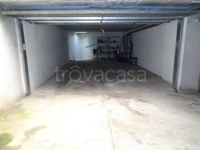 Garage in vendita a Melzo via 4 Novembre
