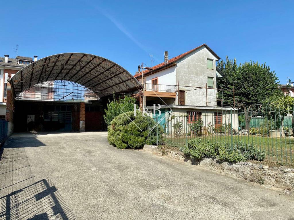 Villa in vendita ad Acqui Terme via Alessandro Fleming, 25