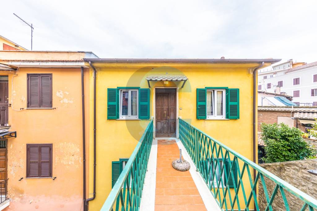 Appartamento in vendita a Rocca di Papa via Giuseppe Lucatelli, 25