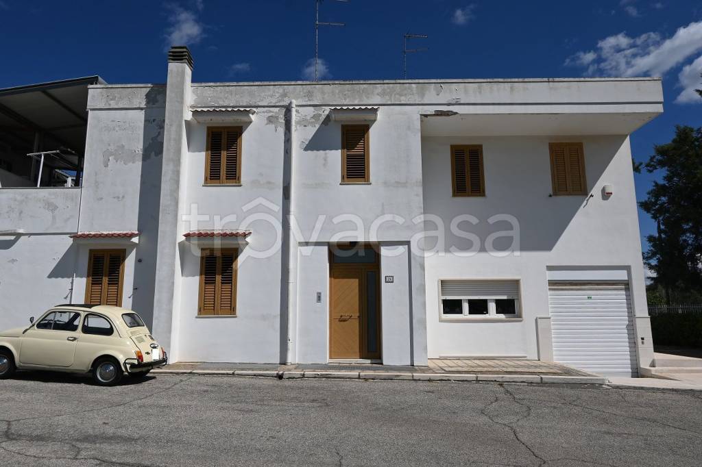 Appartamento in vendita ad Alberobello contrada Pudicino, 2E