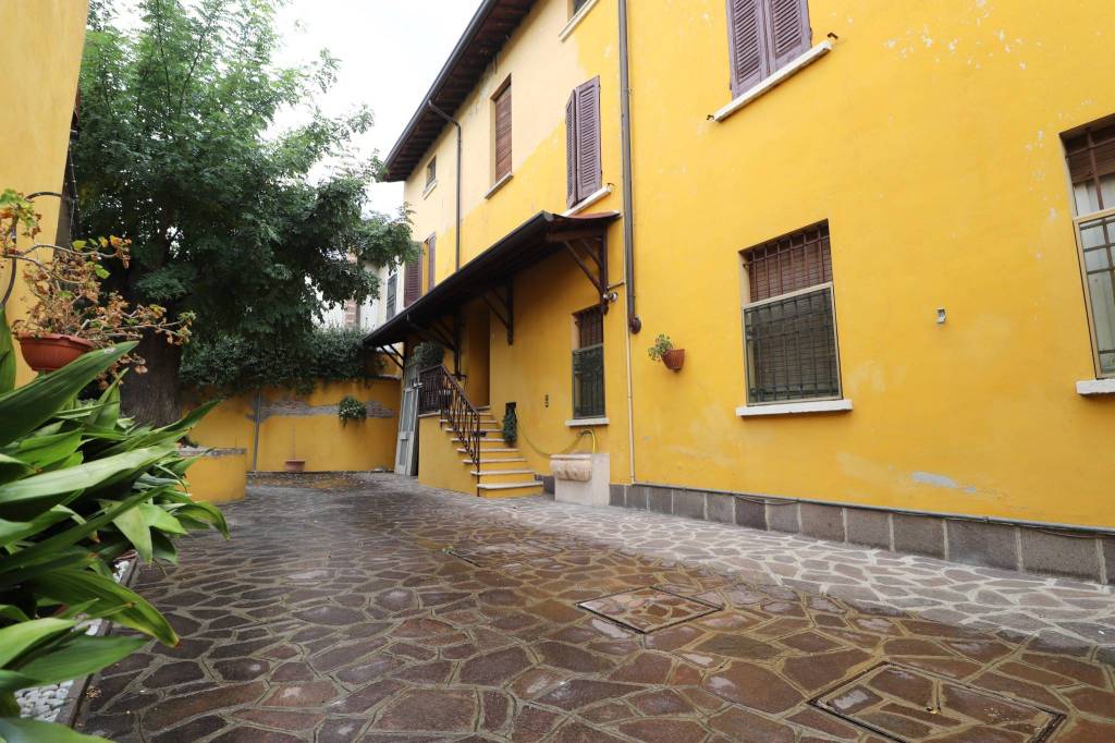 Casa Indipendente in vendita a Guidizzolo via Vittorio Veneto, 95