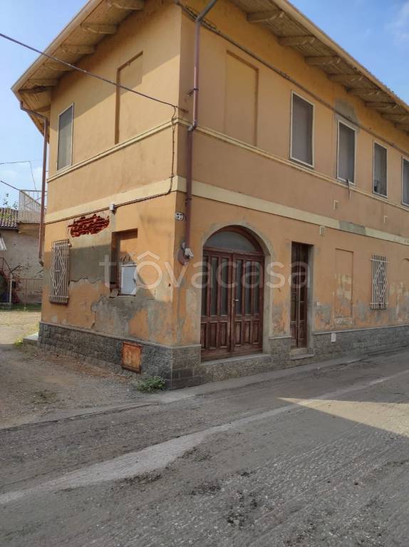 Casa Indipendente in in vendita da privato a Quinto Vercellese via Roma, 37