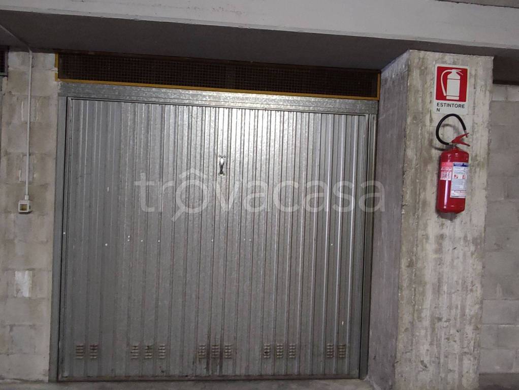Garage in vendita a Bastia Umbra via Sandro Pertini