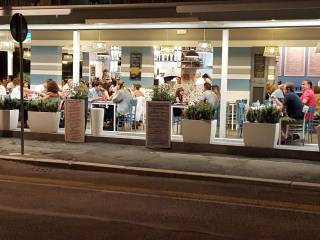 Ristorante in in vendita da privato a cattolica via v. delprete, 80