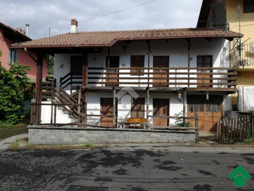 Casa Indipendente in vendita a Rocca Canavese case belgiovanni, 89