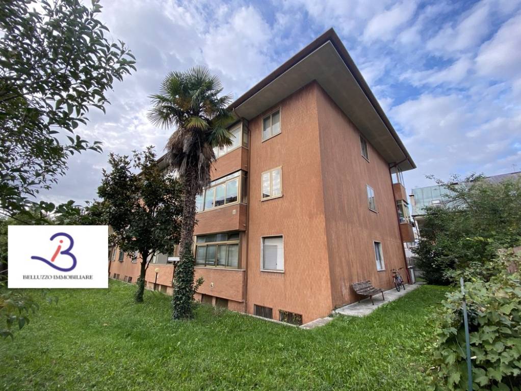 Appartamento in vendita a Udine via Enrico Fruch, 29