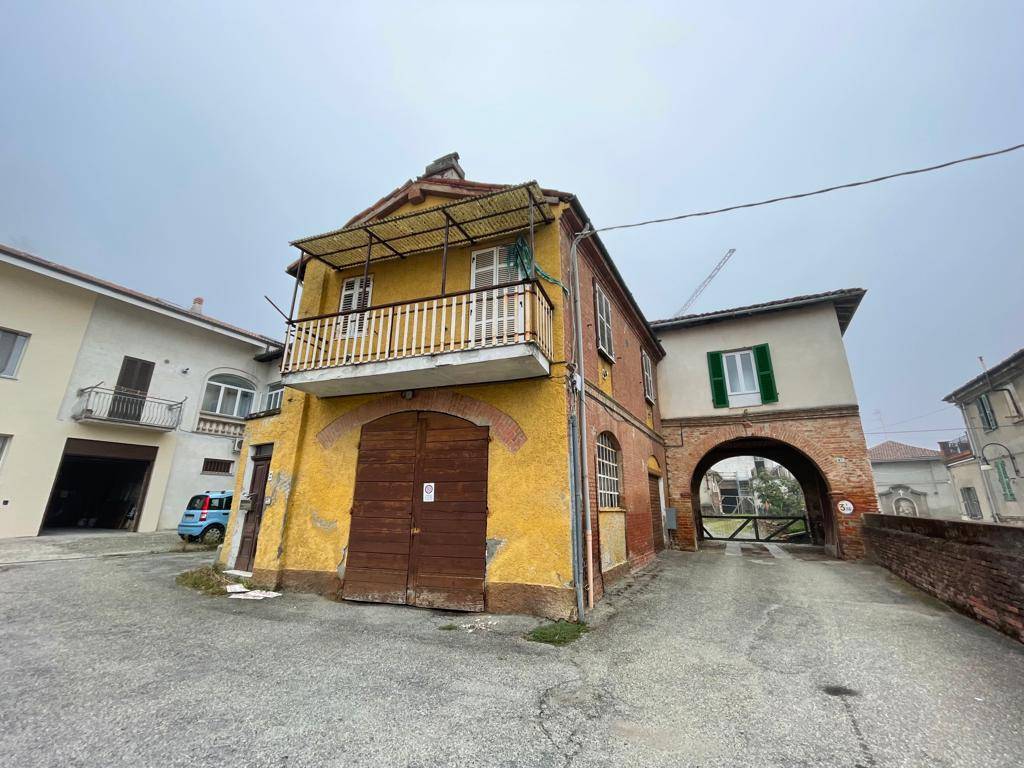 Casa Indipendente in vendita a San Salvatore Monferrato san Salvatore