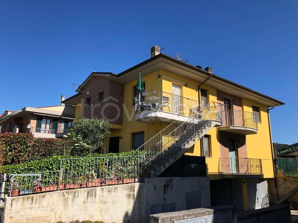 Appartamento in in vendita da privato a Montecalvo in Foglia via Ticino