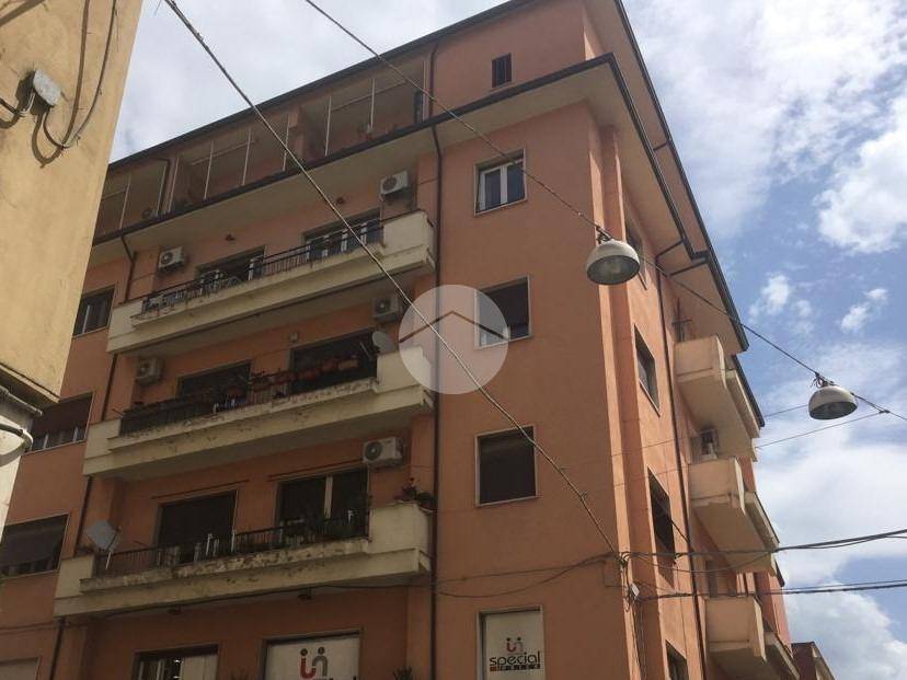 Appartamento in vendita a Cosenza via Idria, 16