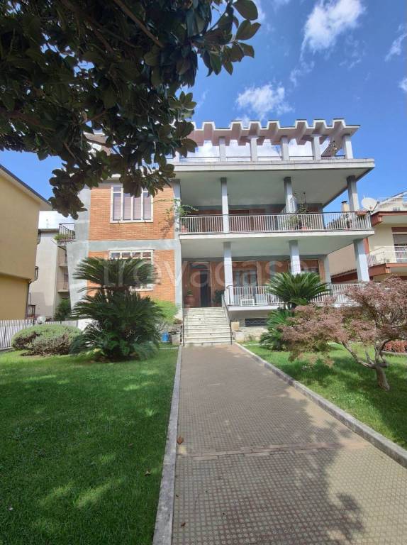 Villa Bifamiliare in in vendita da privato a Roccapiemonte piazza Aldo Moro