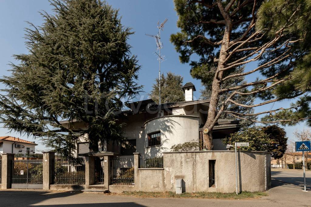 Villa Bifamiliare in vendita a Parabiago via Sandro Botticelli, 4