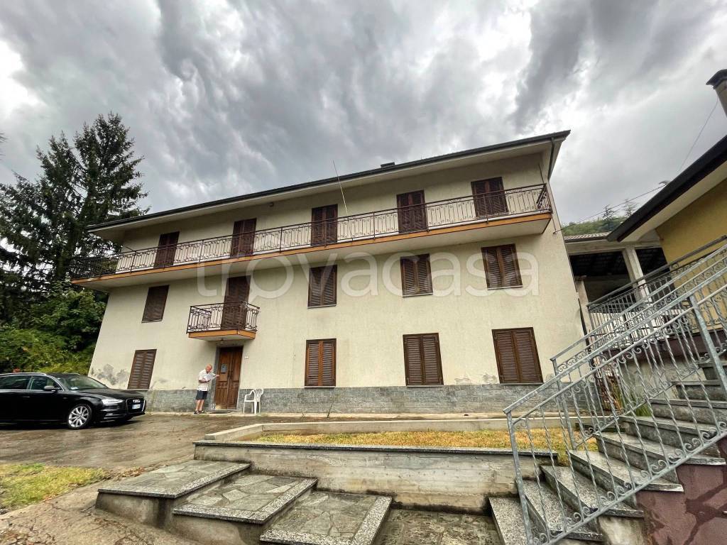 Casa Indipendente in vendita a Santo Stefano Belbo centro