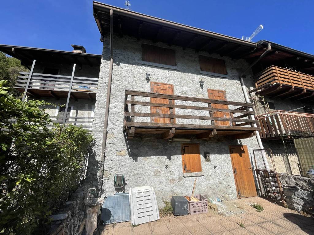 Casa Indipendente in vendita a Morbegno strada Vicinale Selvapiana
