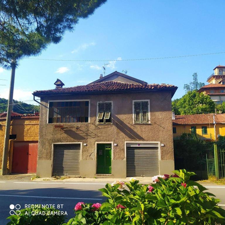 Casa Indipendente in in vendita da privato ad Altare via Roma, 45