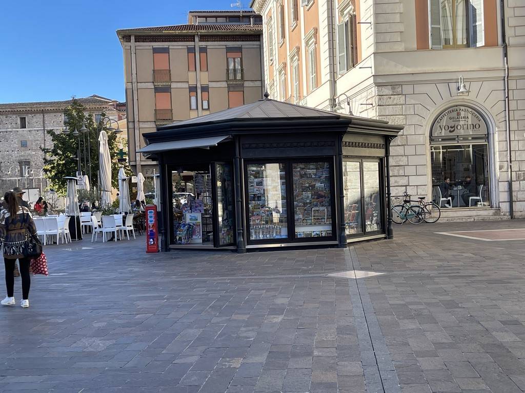 Edicola in vendita a Terni piazza della Repubblica