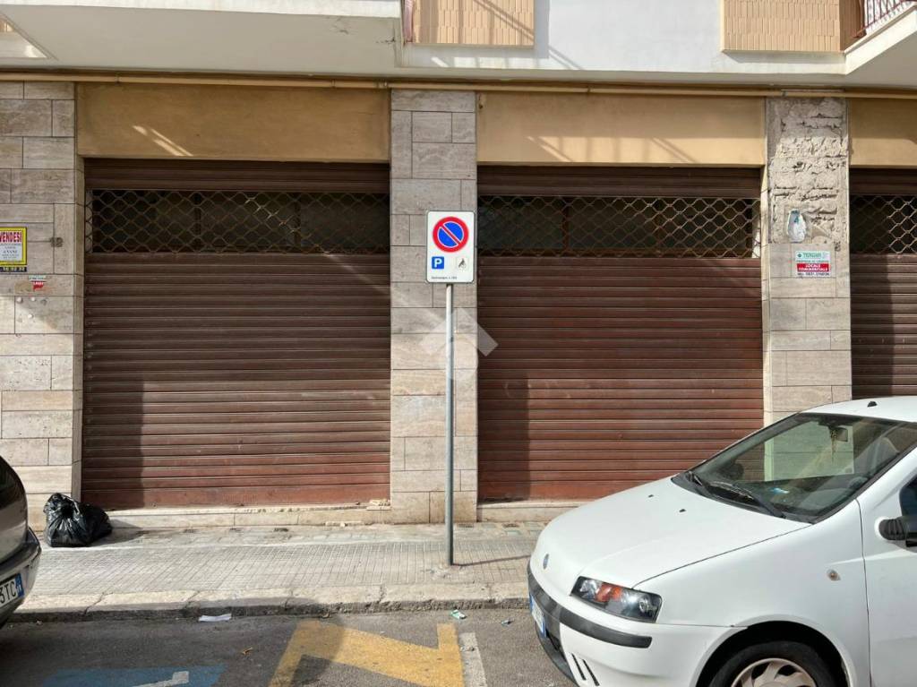 Garage in vendita a Brindisi viale Risorgimento, 16