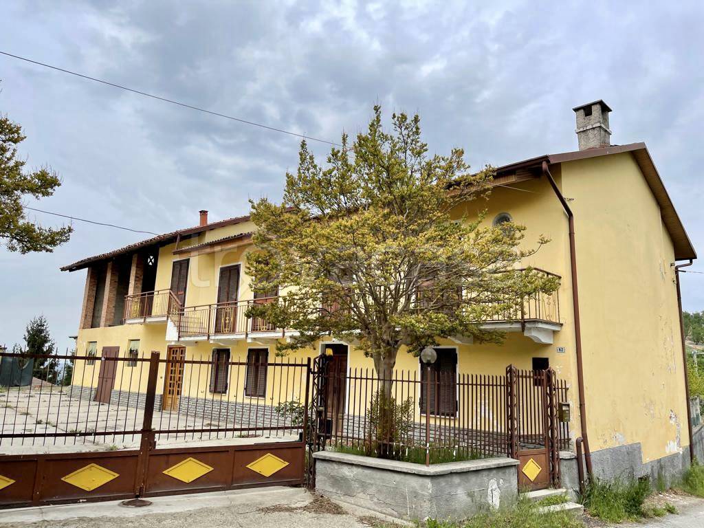 Casa Indipendente in vendita a Cherasco località San Bartolomeo 62