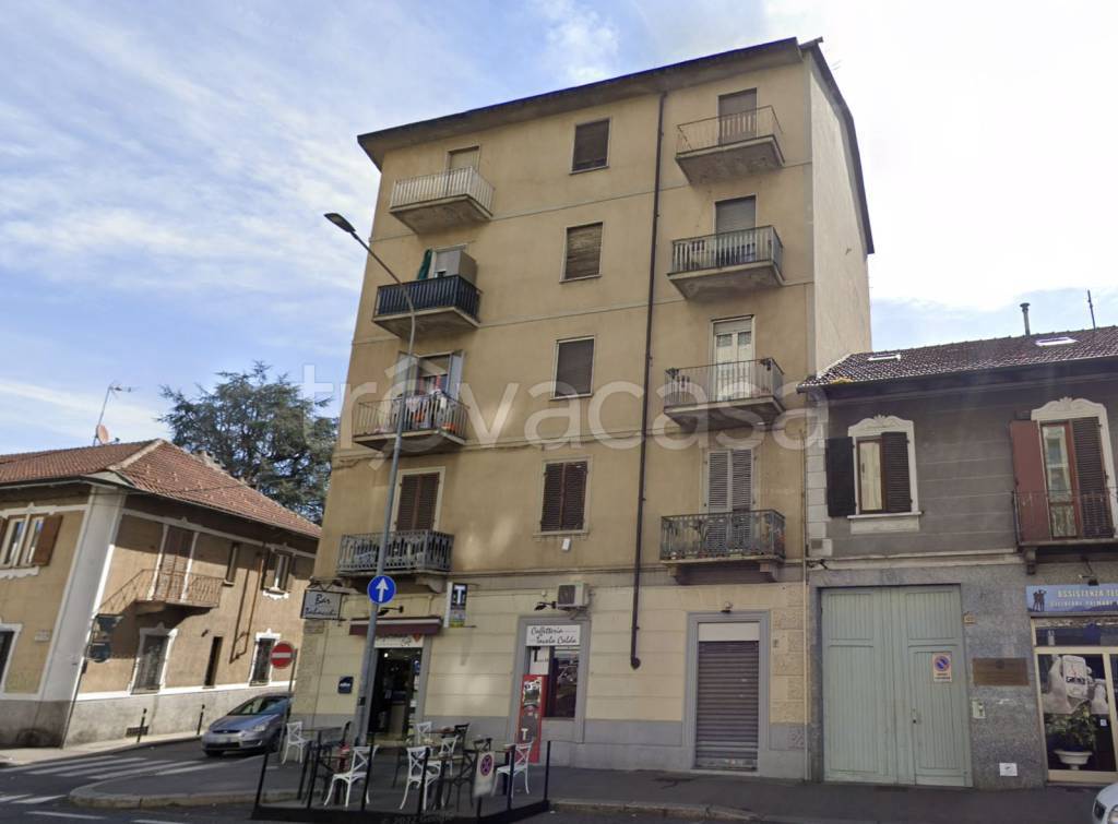 Negozio in vendita a Torino via Francesco Cigna, 122