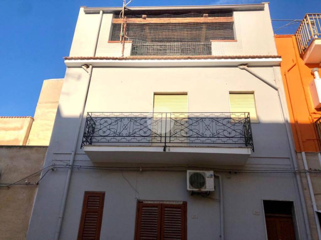 Appartamento in vendita a Trappeto via Napoli, 50
