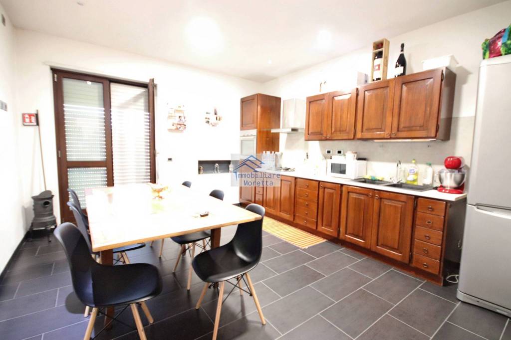 Appartamento in vendita a Diano d'Alba via Alba Narzole
