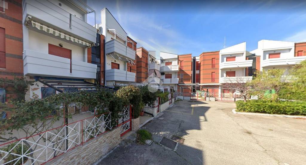 Appartamento in vendita a Campomarino via Perugia, 37