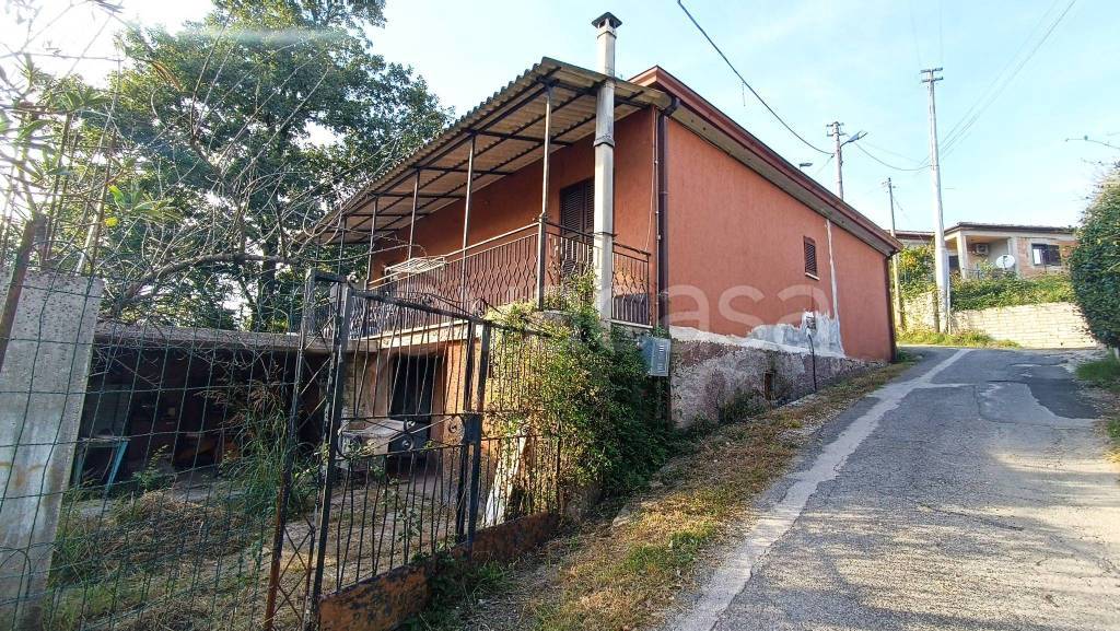 Casale in vendita a Ceccano via Colle Antico, 77
