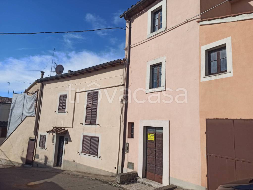 Casa Indipendente in vendita a Bassano in Teverina via Po